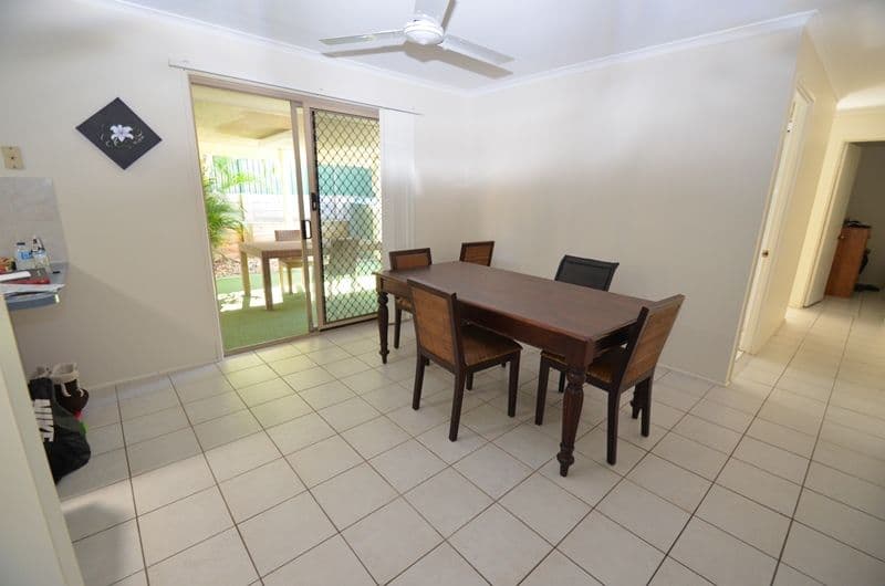 38 Allied Drive, ARUNDEL QLD 4214, Arundel - Thumbnail 6