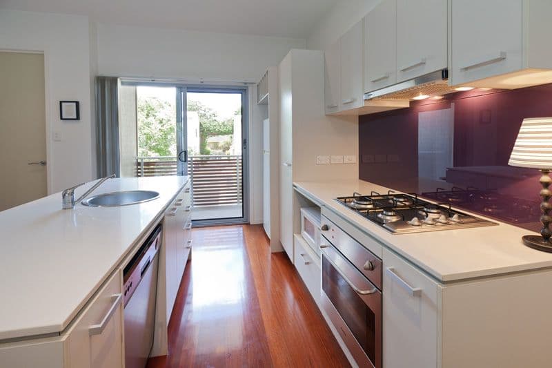 5 Sovereign Street, Indooroopilly QLD 4068, Indooroopilly - Thumbnail 3