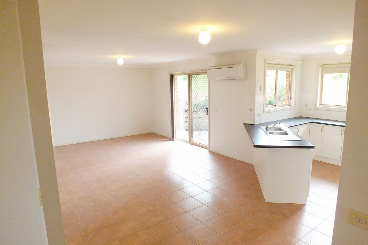 6 Birch Close, Kelso - Thumbnail 4