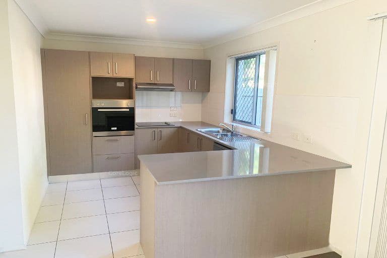 70 River Hills Road, Eagleby QLD 4207, Eagleby - Thumbnail 3