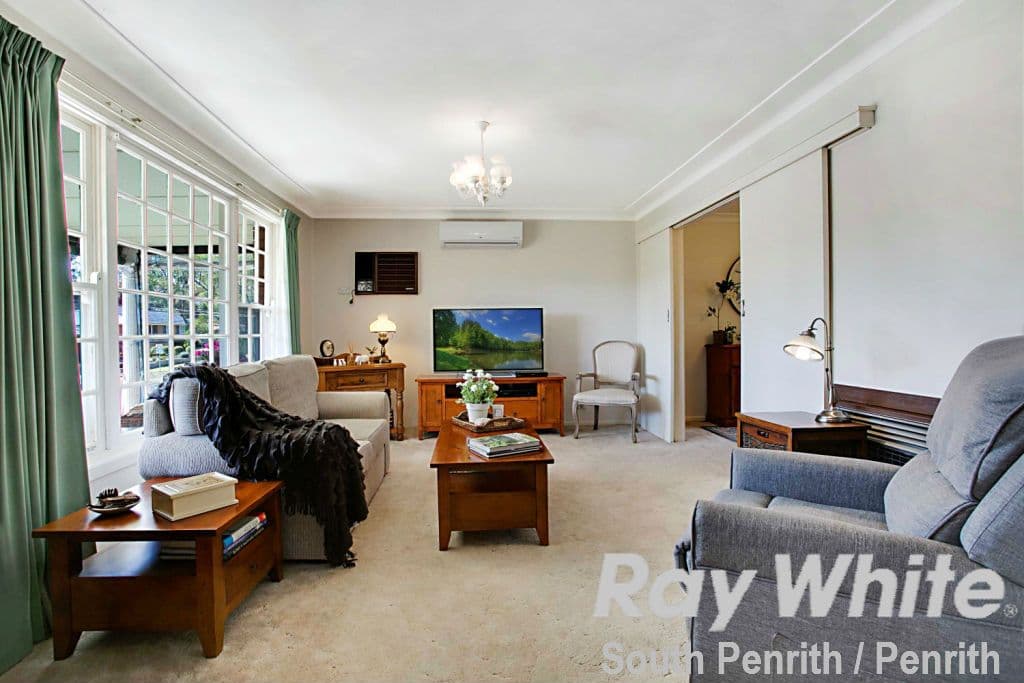 8 Bel-Air Road, Penrith - Thumbnail 3