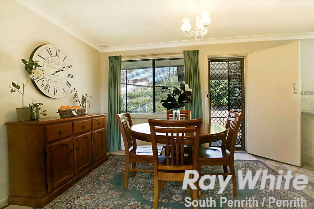 8 Bel-Air Road, Penrith - Thumbnail 4