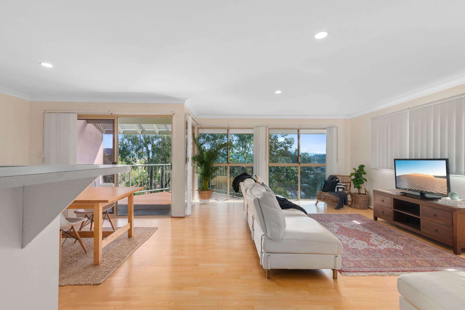 43 Doubleview Drive, Elanora QLD 4221, Elanora - Thumbnail 5