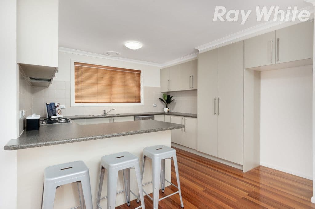 17 Cambridge Way, Bundoora VIC 3083, Bundoora - Thumbnail 4