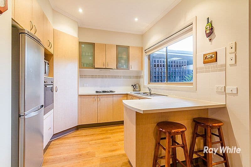 3 Boronia Avenue, Cranbourne VIC 3977, Cranbourne - Thumbnail 4