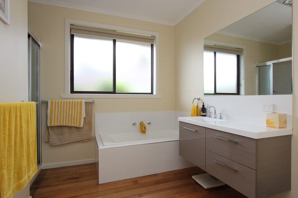31 Albany Road, Cowes VIC 3922, Cowes - Thumbnail 5