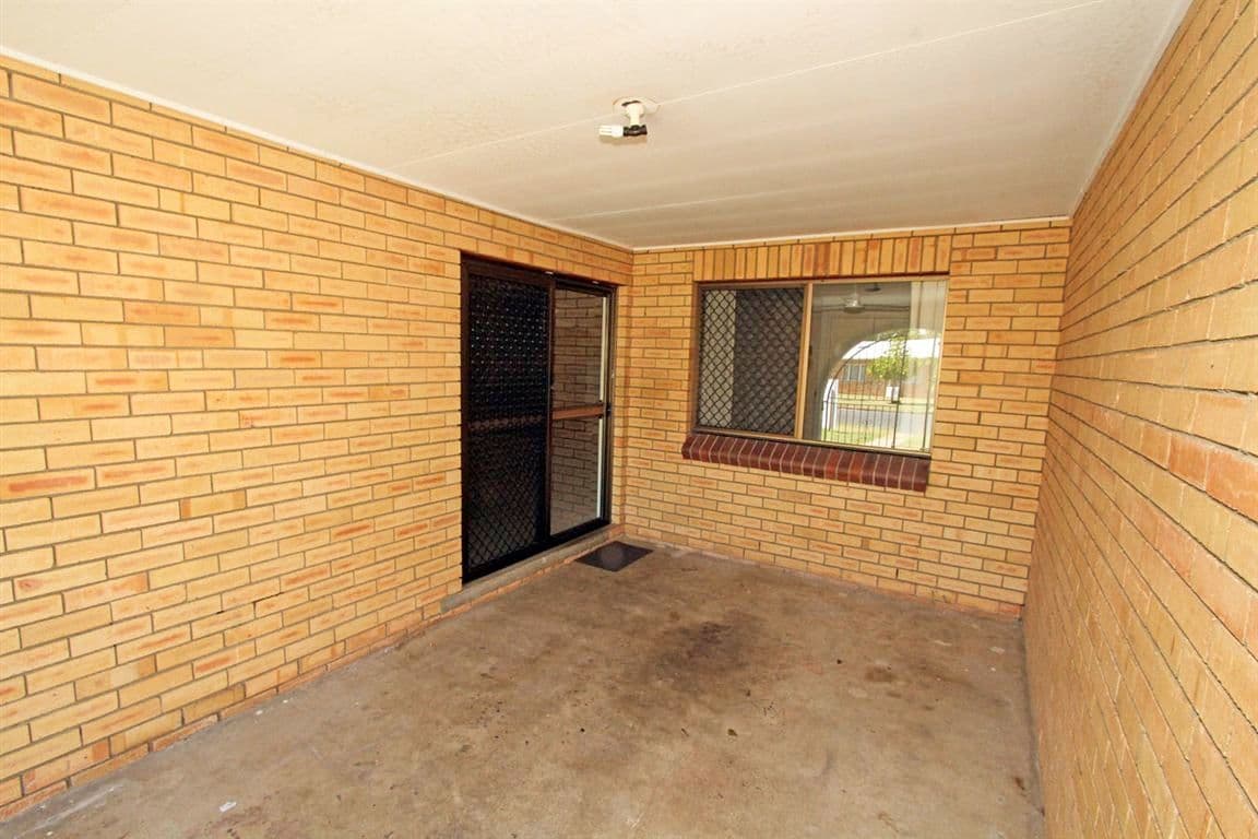 14 Potts Street, NORMAN GARDENS QLD 4701, Norman Gardens - Thumbnail 2