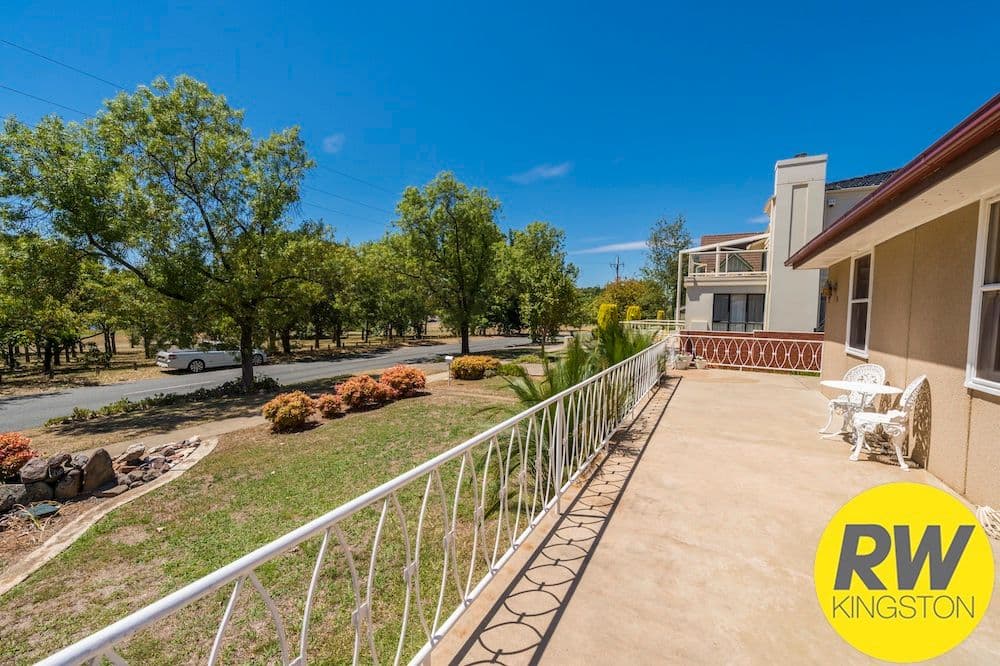 8 Brown Street, Yarralumla ACT 2600, Yarralumla - Thumbnail 4