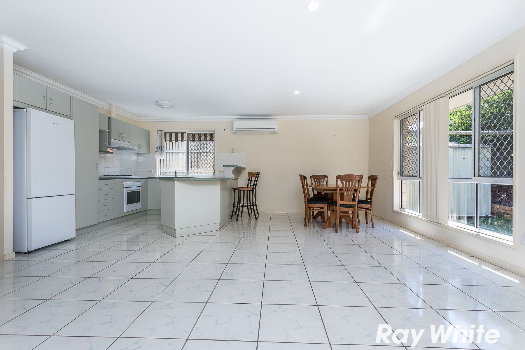 4 Faraday Court, Kallangur QLD 4503, Kallangur - Thumbnail 4