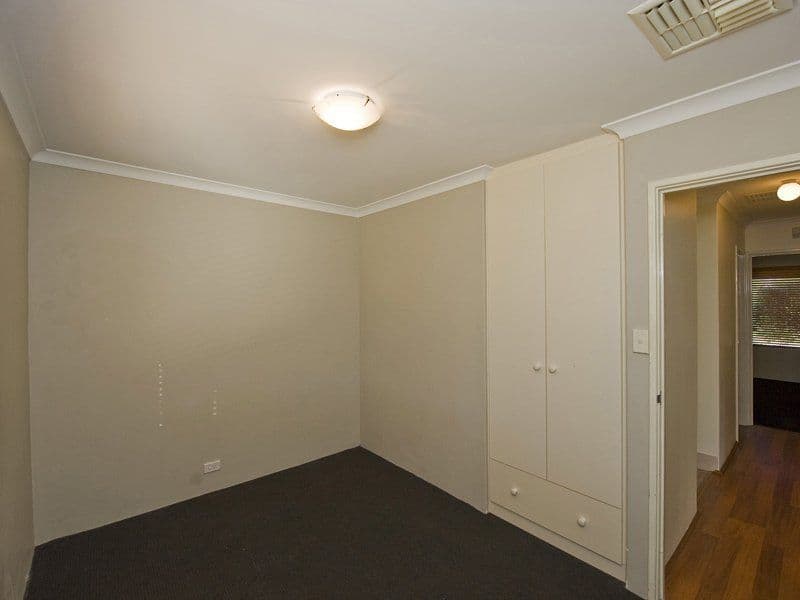 8 Parakeela Grove, MADDINGTON WA 6109, Maddington - Thumbnail 7