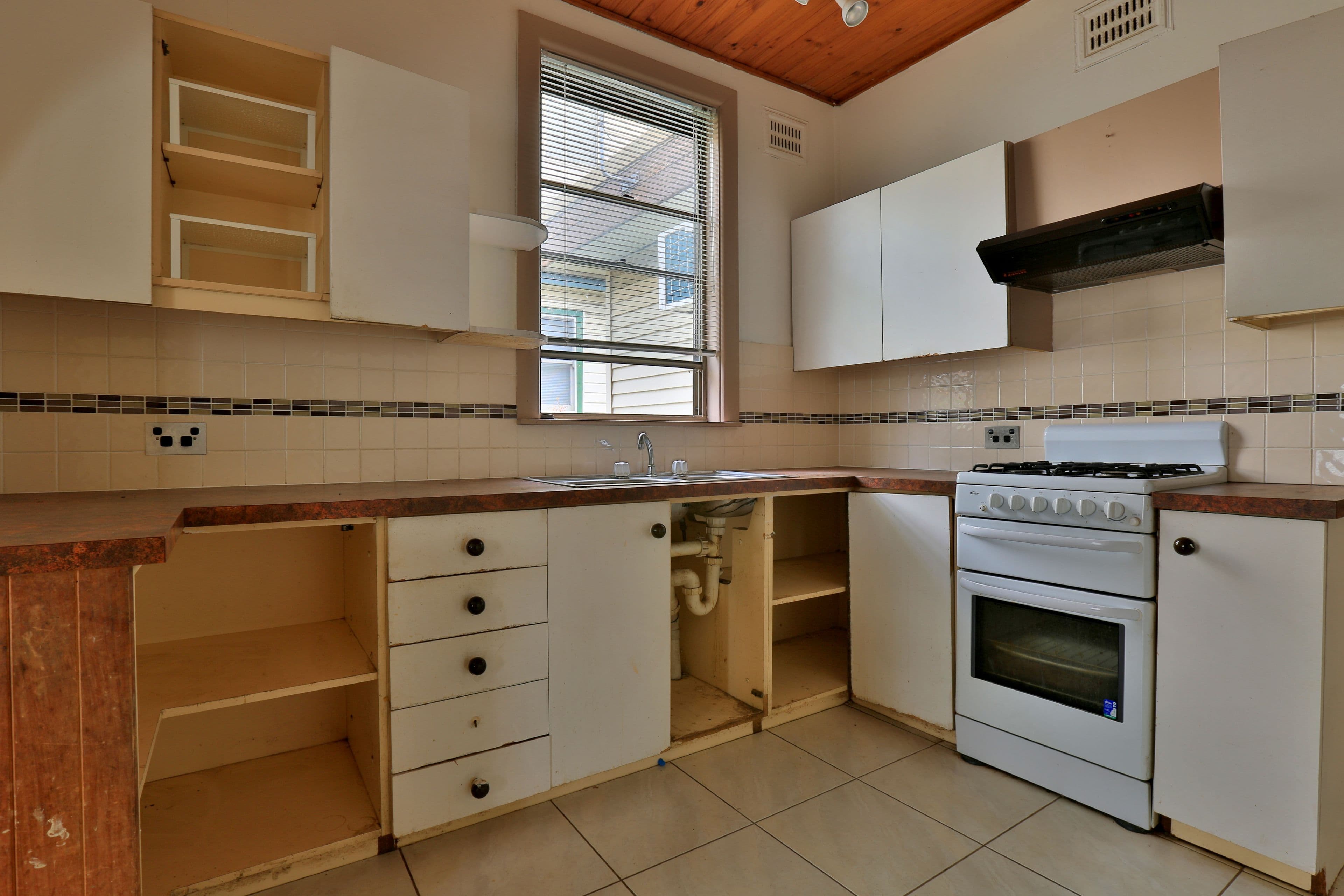 94 Weston Street, Panania - Thumbnail 3