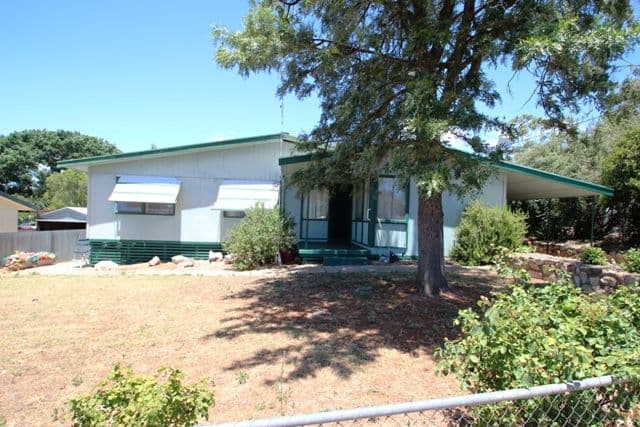 1 Wien Smith Avenue, Clare SA 5453, Clare - Thumbnail 2