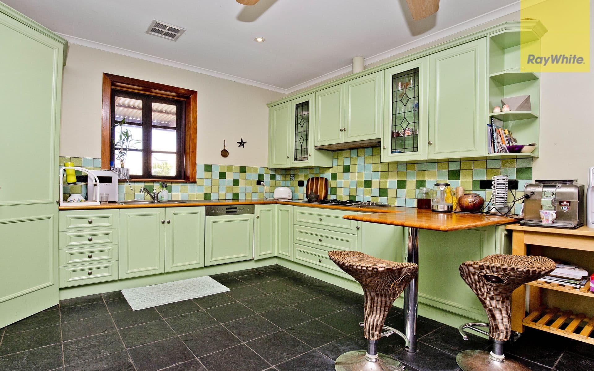 103 East Terrace, Henley Beach SA 5022, Henley Beach - Thumbnail 4