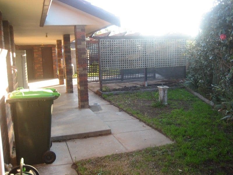 52 Hopetoun Street, ROCHESTER VIC 3561, Rochester - Thumbnail 4
