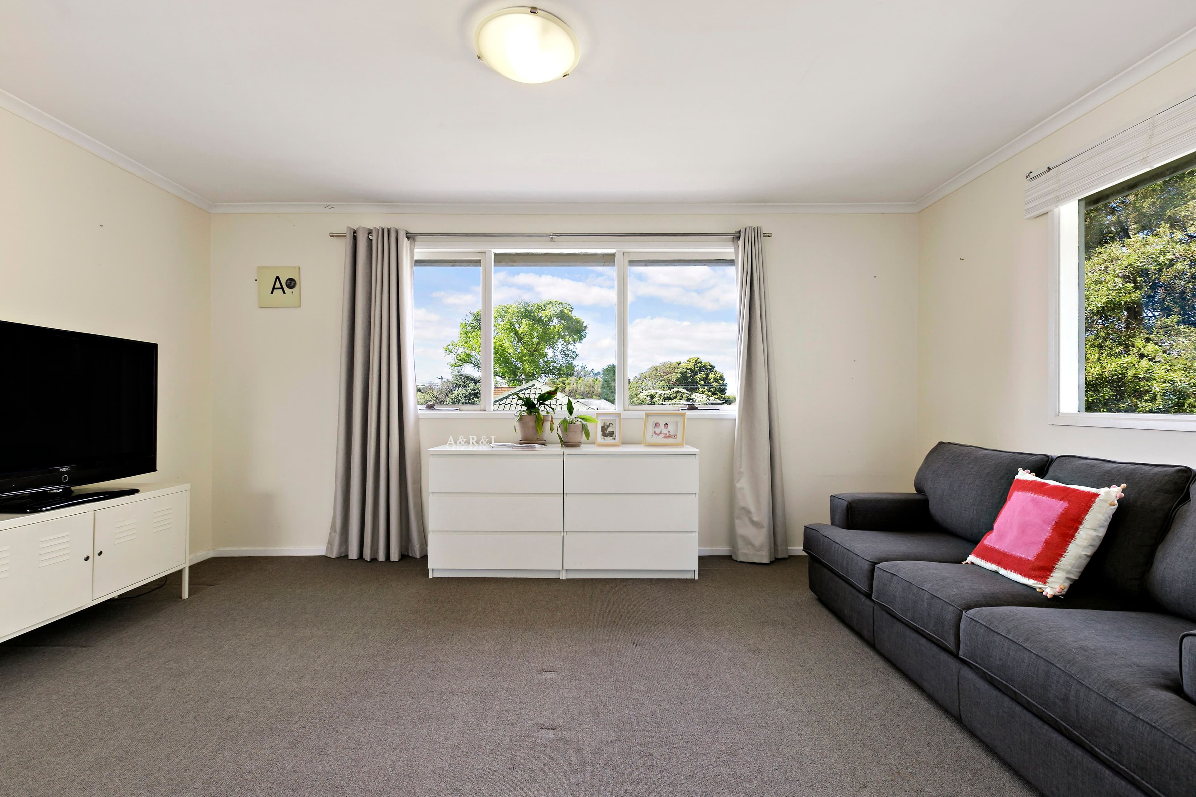 4 Geofrey Street, Frankston VIC 3199, Frankston - Thumbnail 5
