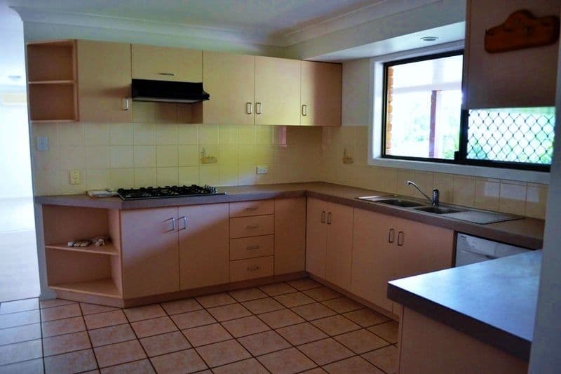 24 Casuarina Avenue, TARANGANBA QLD 4703, Taranganba - Thumbnail 3