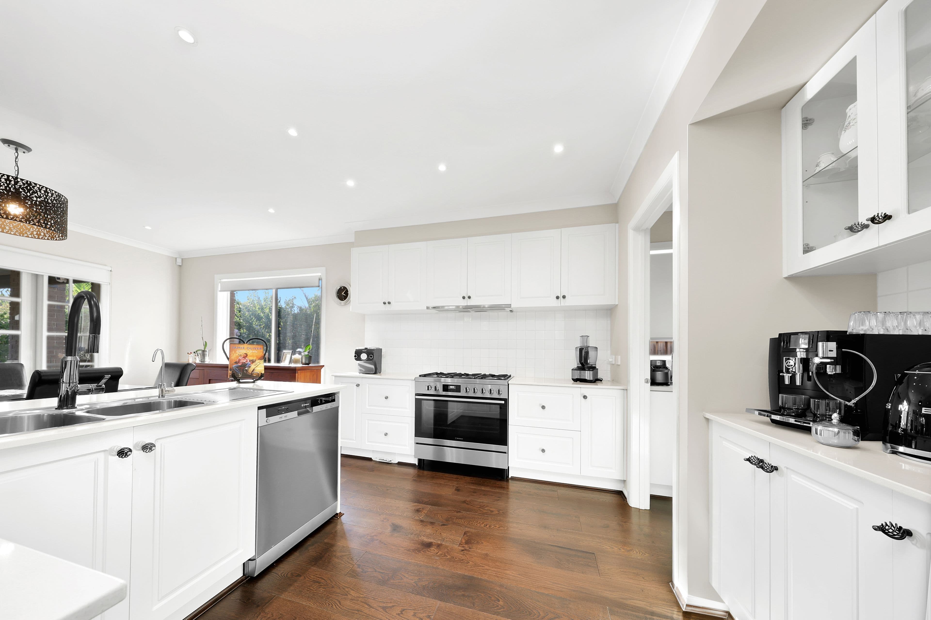 17 Riverdale Boulevard, South Morang VIC 3752, South Morang - Thumbnail 2