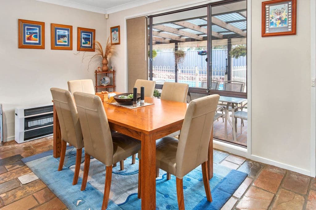 28 Sanderling Street, Hinchinbrook - Thumbnail 3