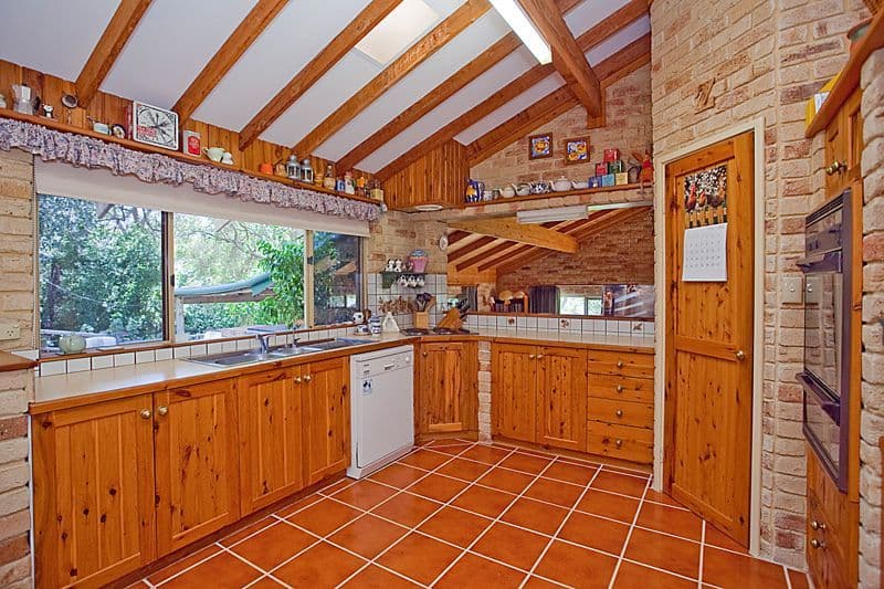 21 Valley Road, KALAMUNDA WA 6076, Kalamunda - Thumbnail 3