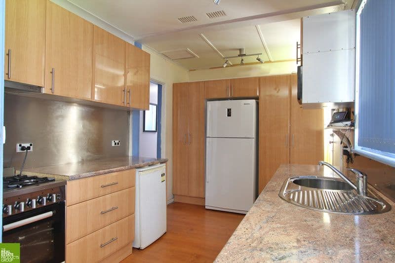 60 Bambil Crescent, DAPTO NSW 2530, Dapto - Thumbnail 2