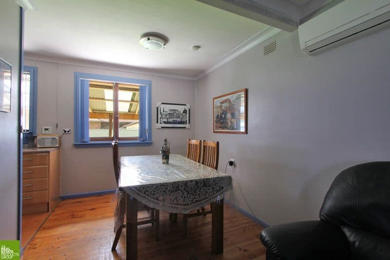 60 Bambil Crescent, DAPTO NSW 2530, Dapto - Thumbnail 4