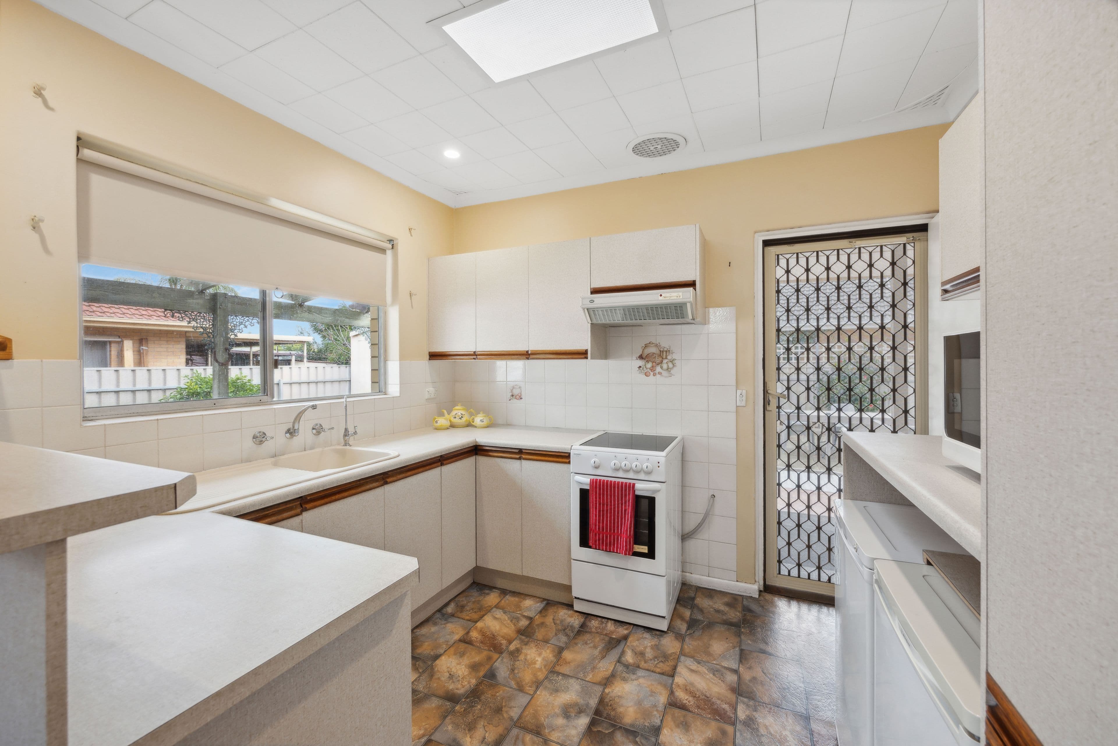 13 Kirby Avenue, Salisbury SA 5108, Salisbury - Thumbnail 5