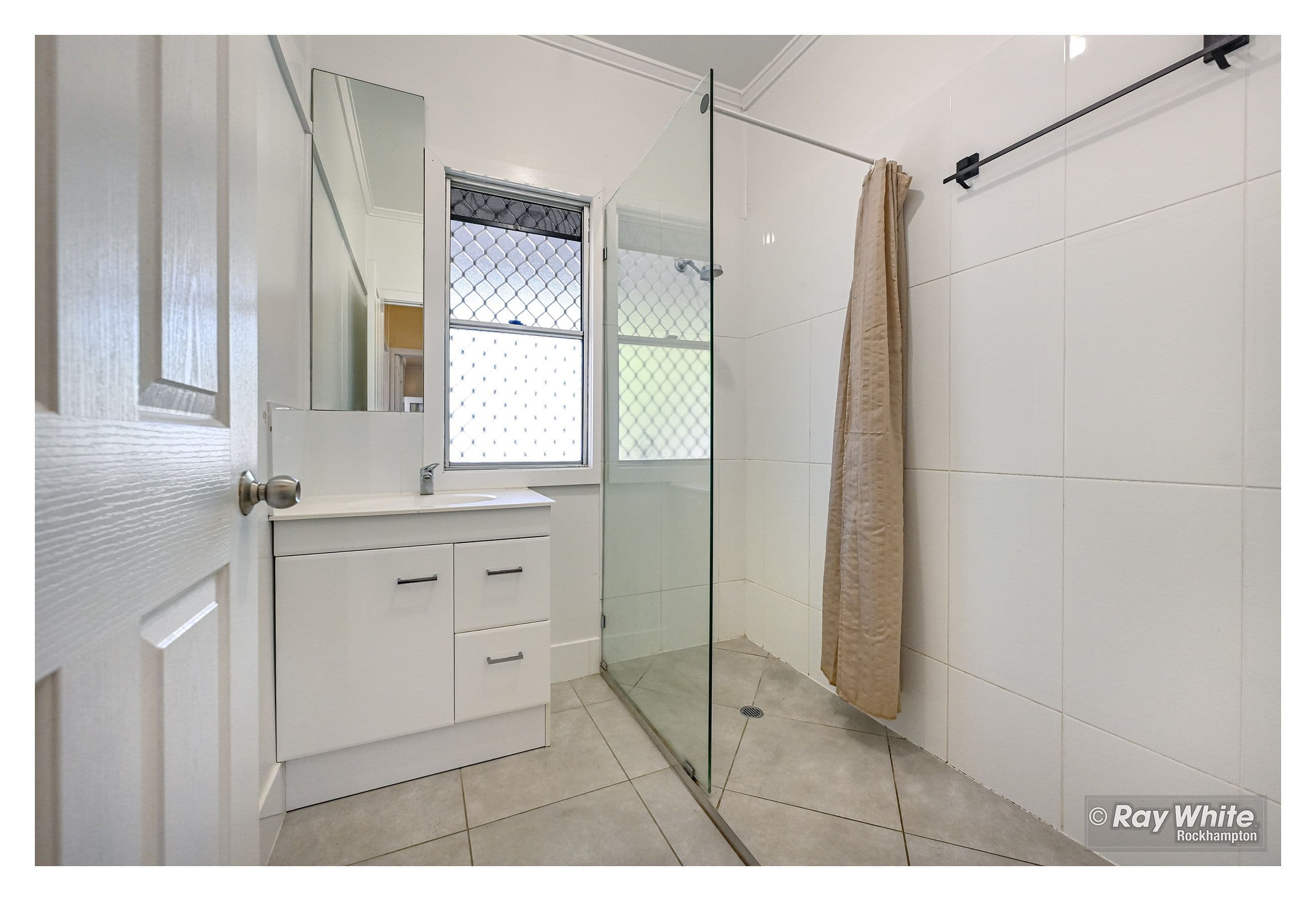 260 Hook Street, Berserker QLD 4701, Berserker - Thumbnail 4