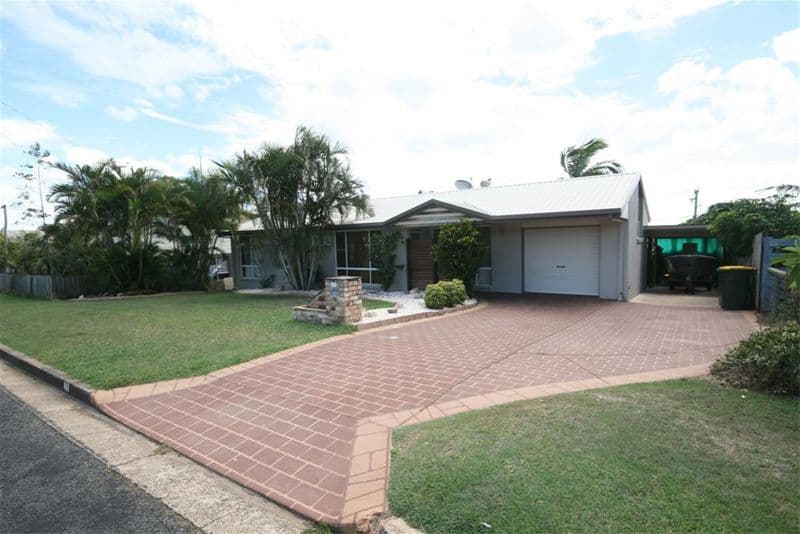 26 Saunders Street, POINT VERNON QLD 4655, Point Vernon - Image 1