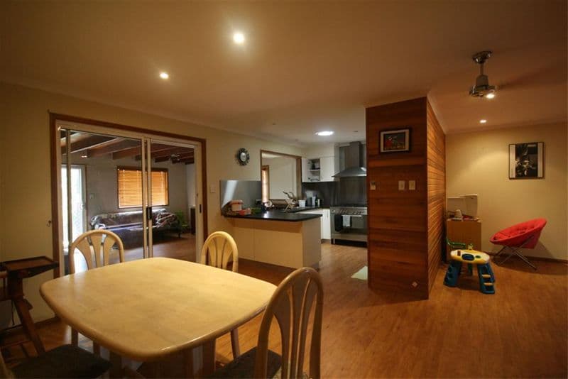26 Saunders Street, POINT VERNON QLD 4655, Point Vernon - Thumbnail 3