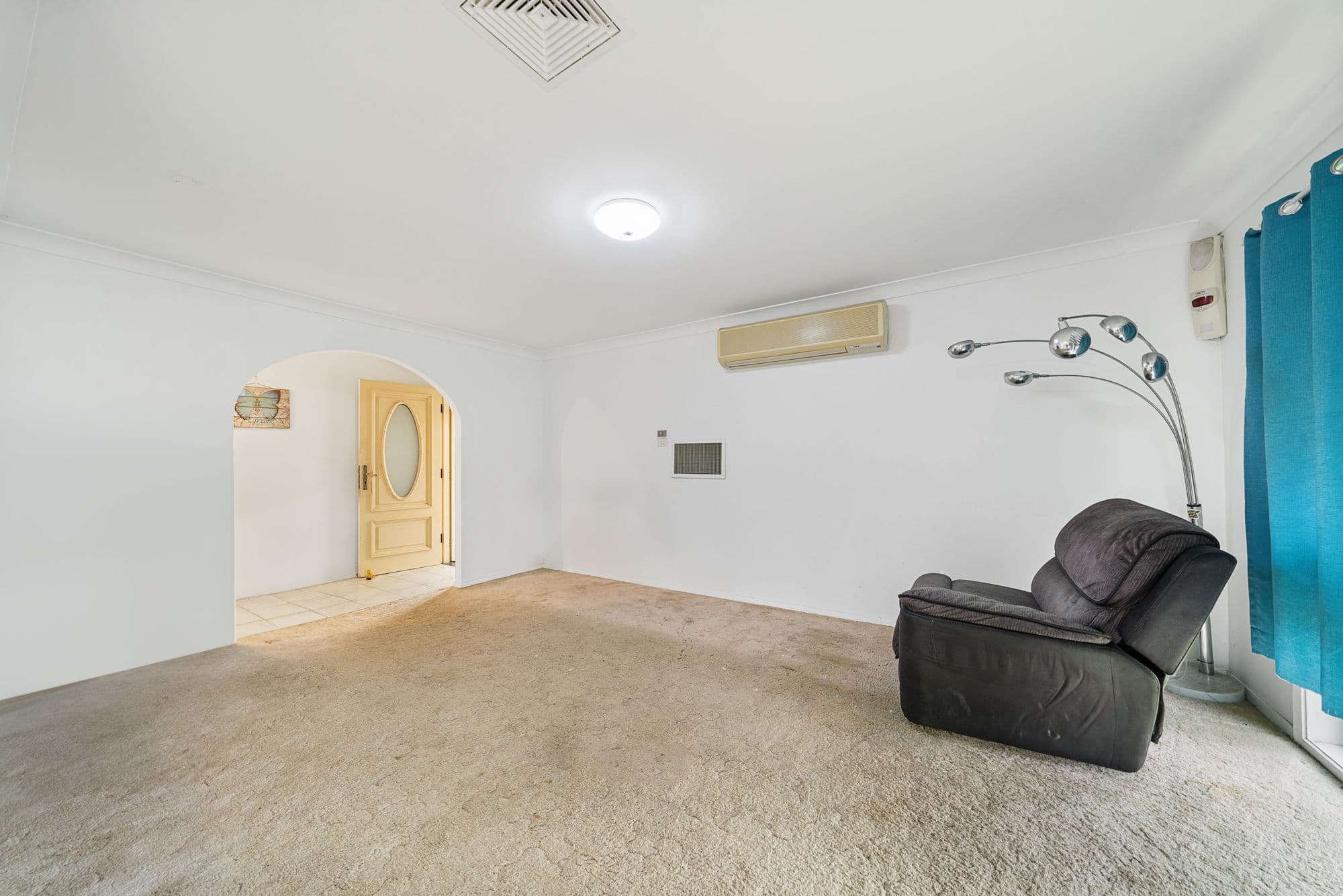 13 Kareelah Avenue, Berkeley Vale NSW 2261, Berkeley Vale - Thumbnail 4