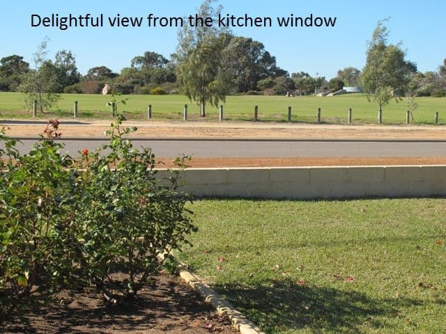 4 Sunnybanks Drive, STRATHALBYN WA 6530, Strathalbyn - Thumbnail 8