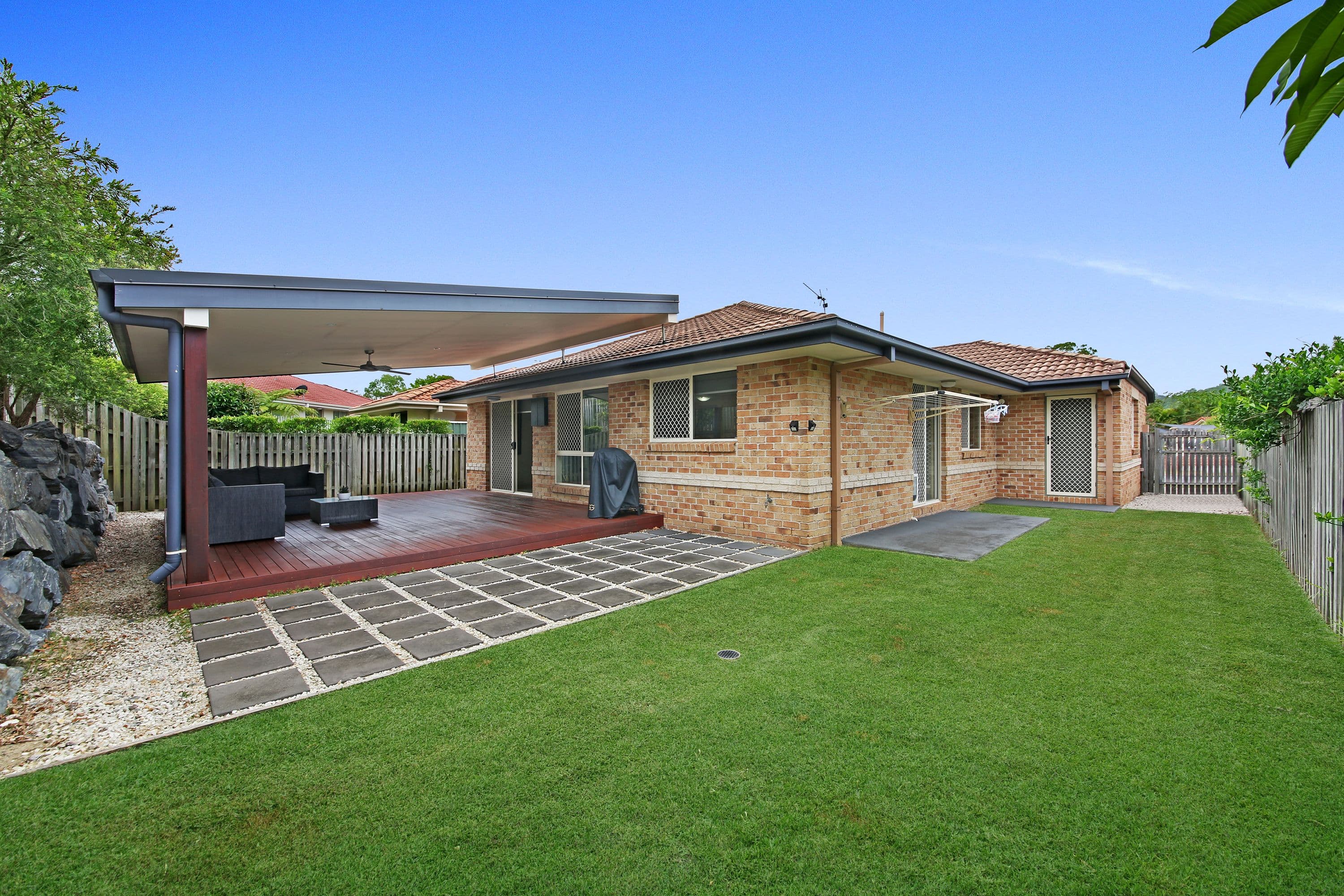 97 Swanton Drive, Mudgeeraba QLD 4213, Mudgeeraba - Thumbnail 3