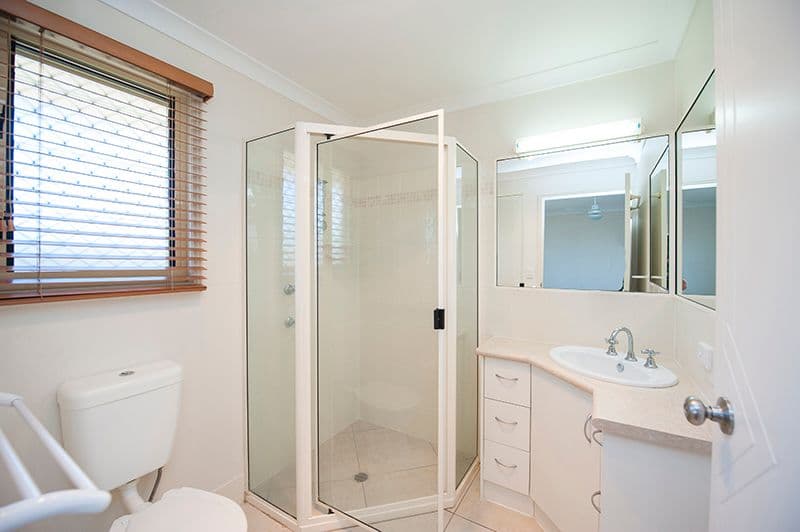 7 Parsons Place, NEW AUCKLAND QLD 4680, New Auckland - Thumbnail 6