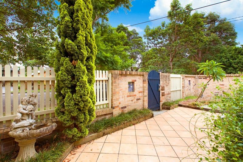 44a Surfers Parade, FRESHWATER NSW 2096, Freshwater - Thumbnail 2