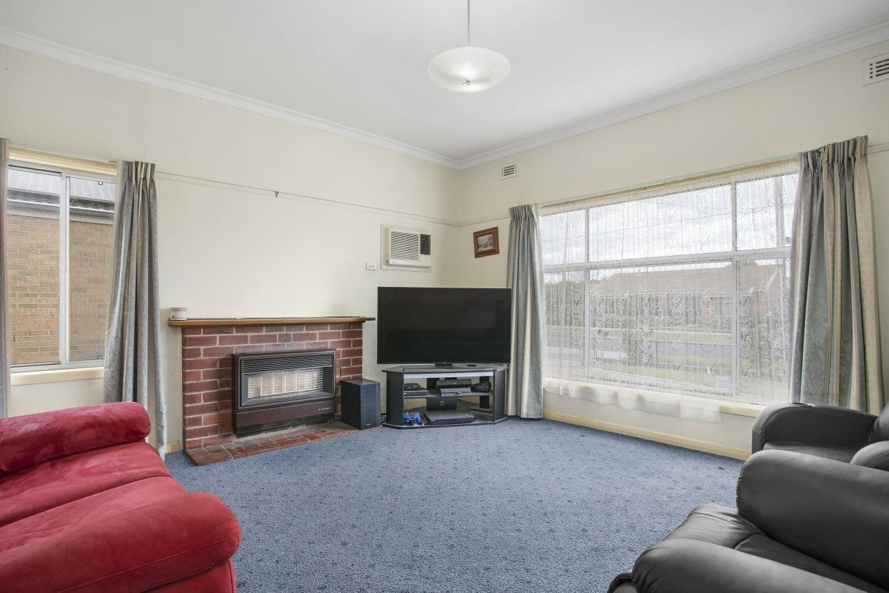 25 Godfrey Street, Thomson VIC 3219, Thomson - Thumbnail 2