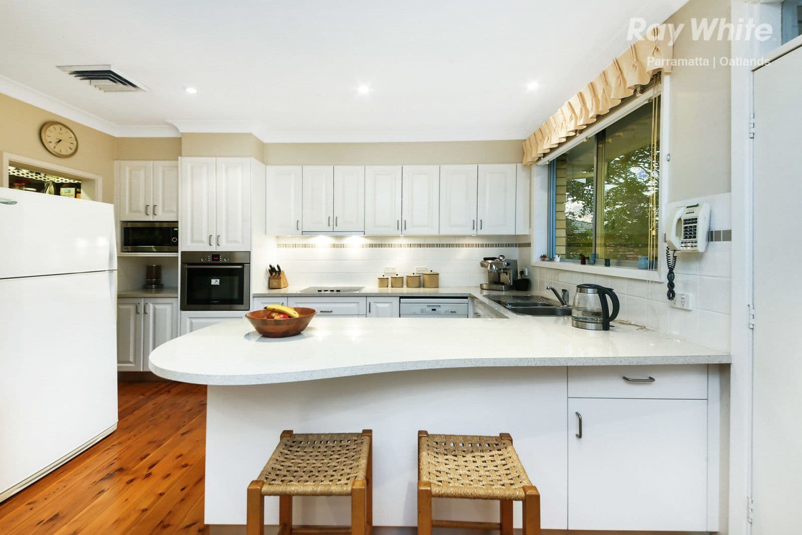 135 Bettington Road, Oatlands - Thumbnail 3