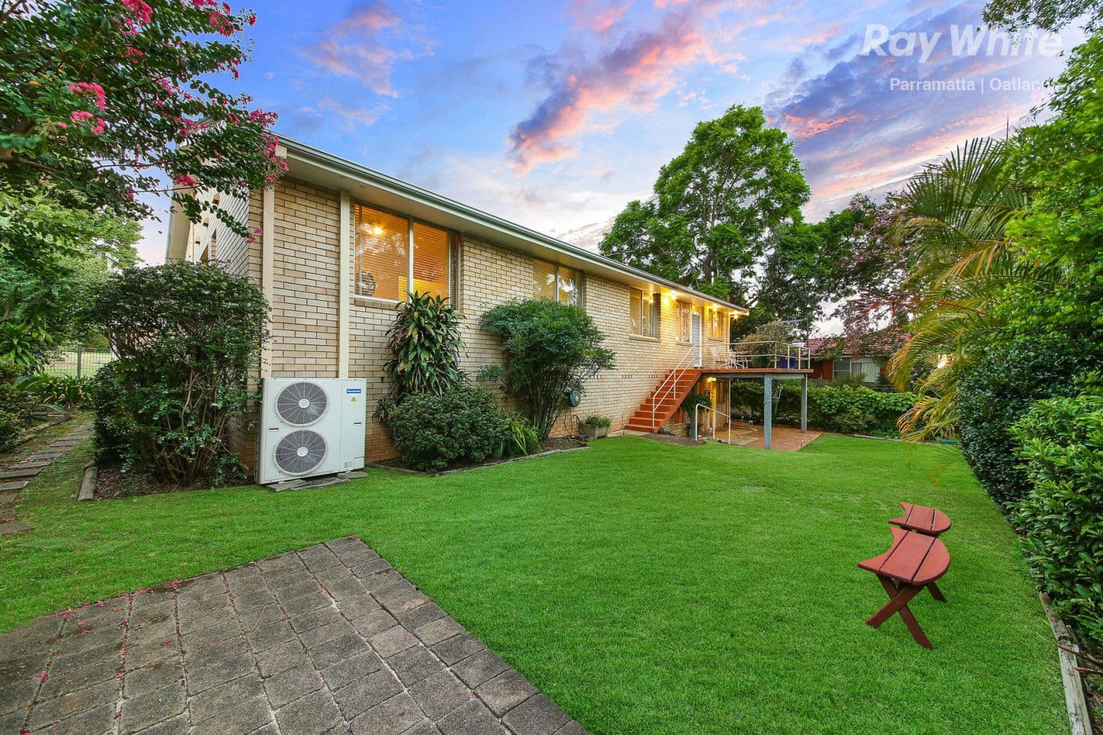 135 Bettington Road, Oatlands - Thumbnail 5