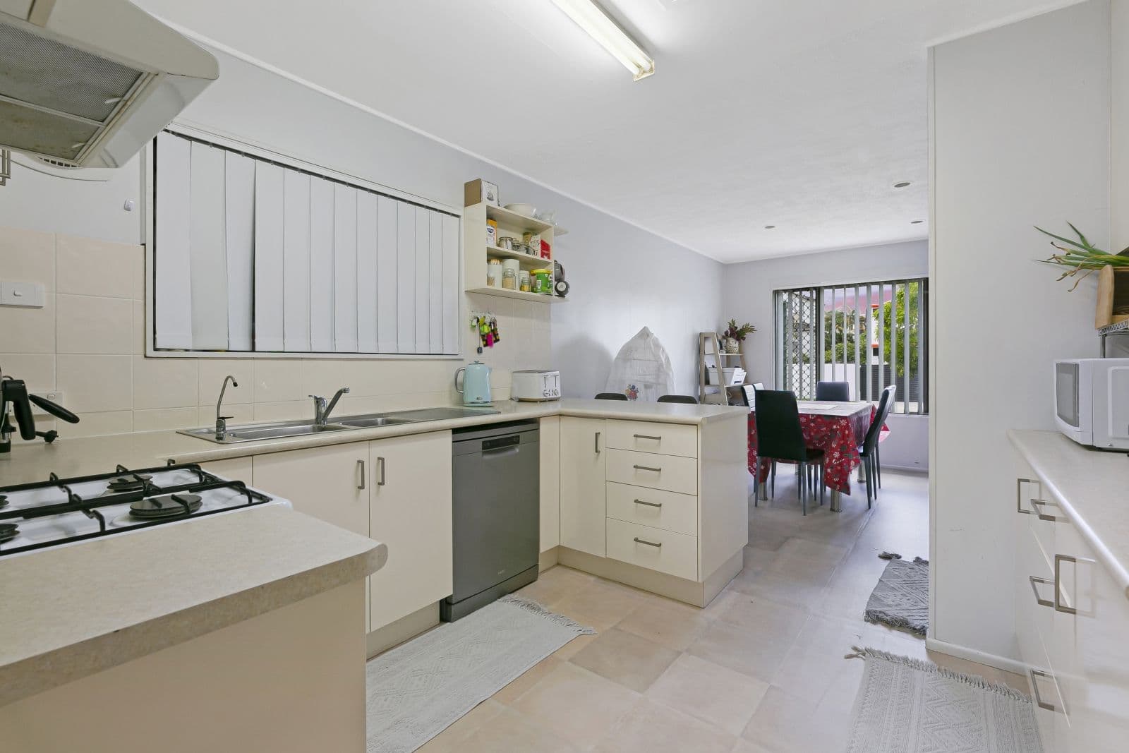 43 Central Street, Labrador QLD 4215, Labrador - Thumbnail 5