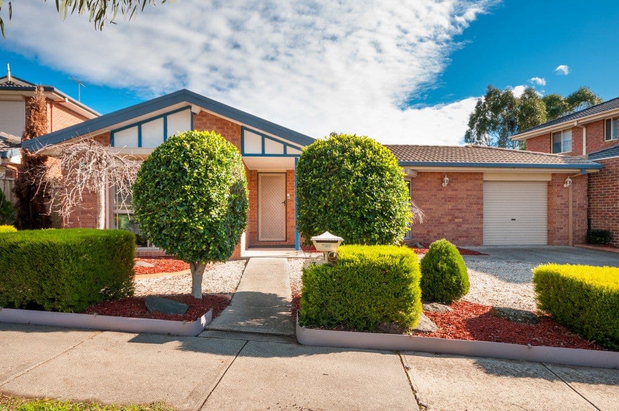 3 Almands Avenue, ROXBURGH PARK VIC 3064, Roxburgh Park - Image 1