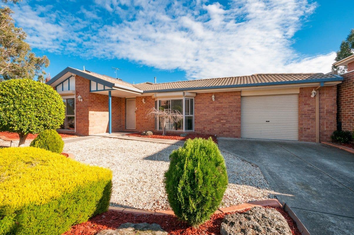 3 Almands Avenue, ROXBURGH PARK VIC 3064, Roxburgh Park - Thumbnail 2