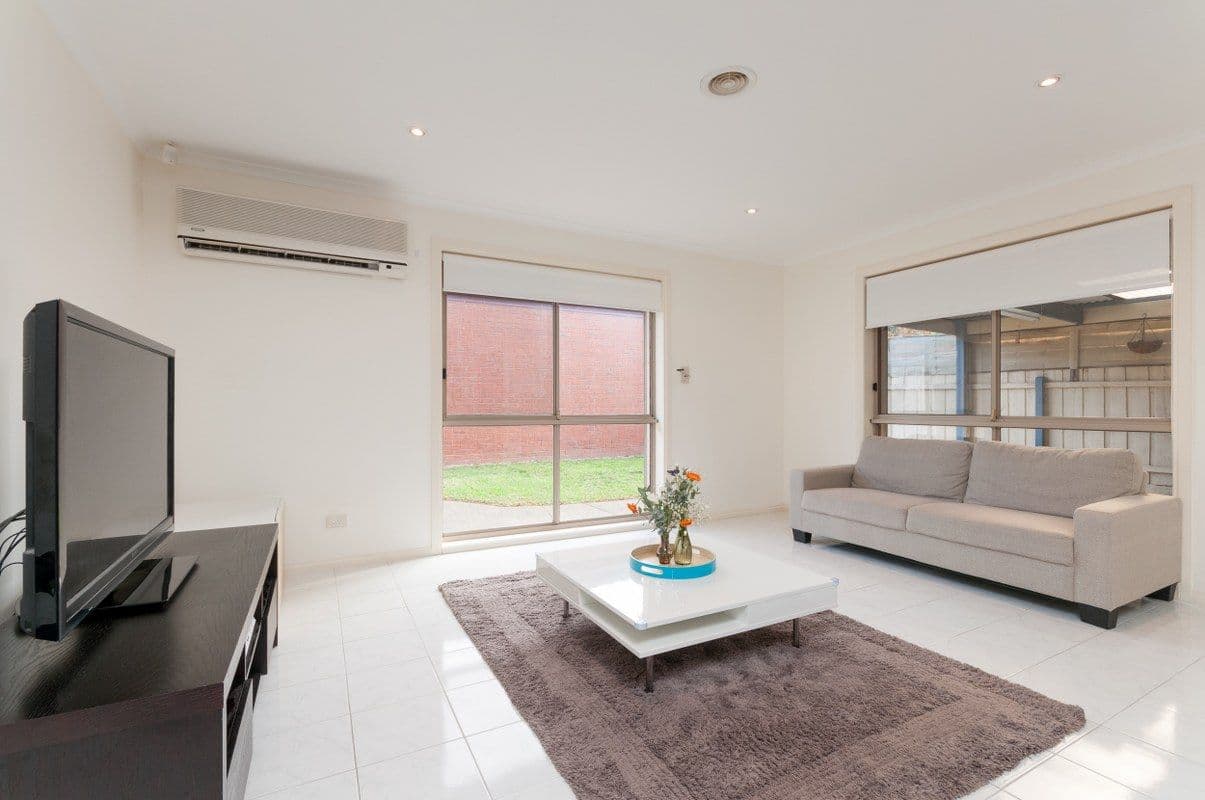 3 Almands Avenue, ROXBURGH PARK VIC 3064, Roxburgh Park - Thumbnail 5