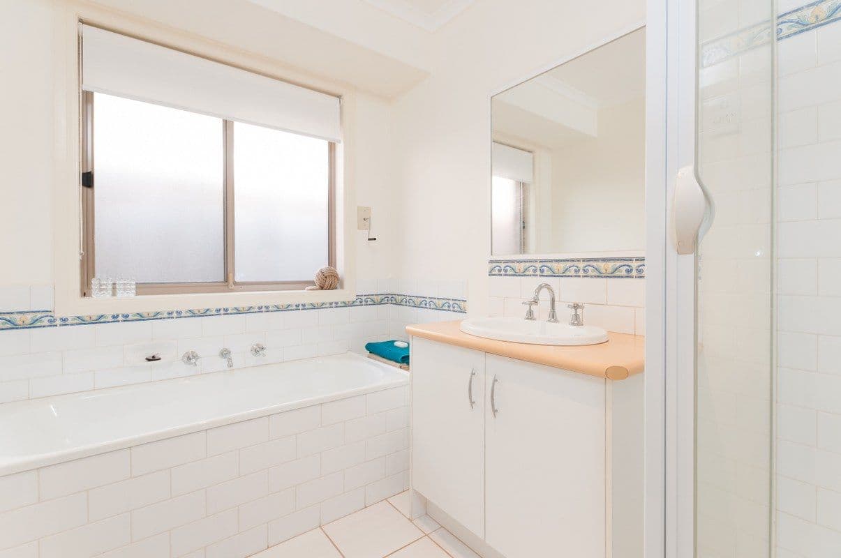 3 Almands Avenue, ROXBURGH PARK VIC 3064, Roxburgh Park - Thumbnail 8