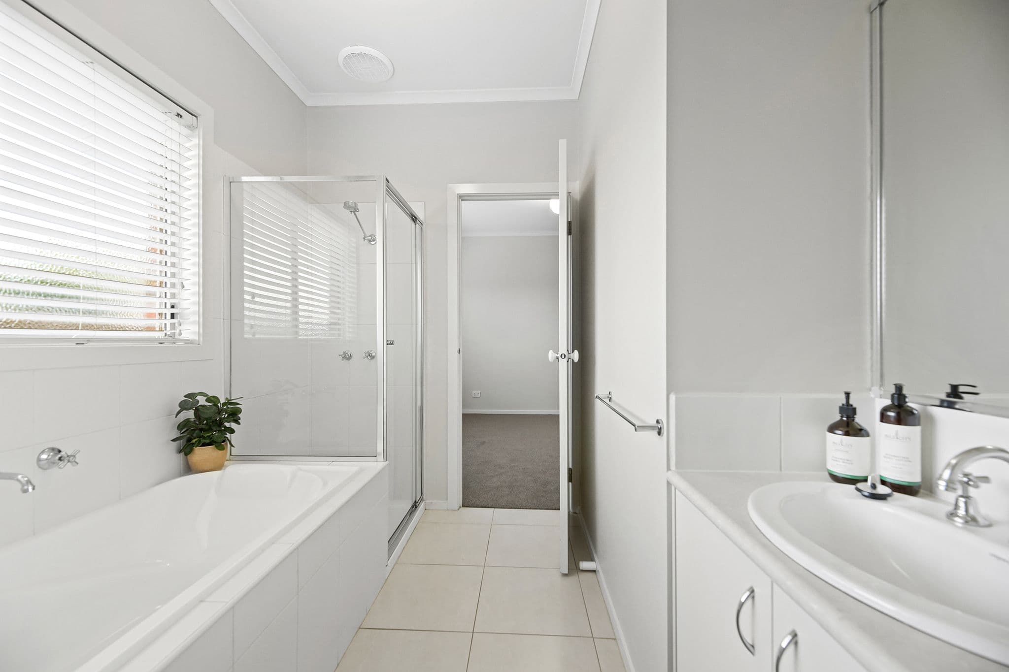 22A Albert Road, Drouin VIC 3818, Drouin - Thumbnail 7