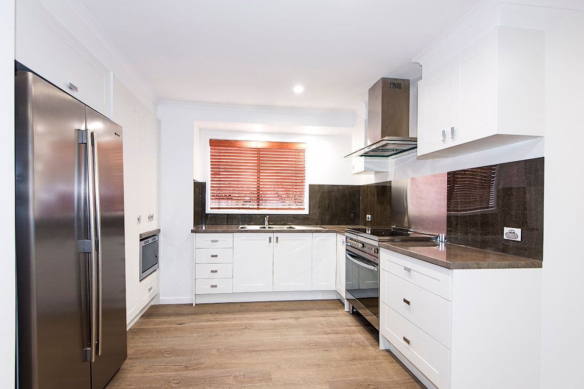 7 Carroll Crescent, MILL PARK VIC 3082, Mill Park - Thumbnail 5