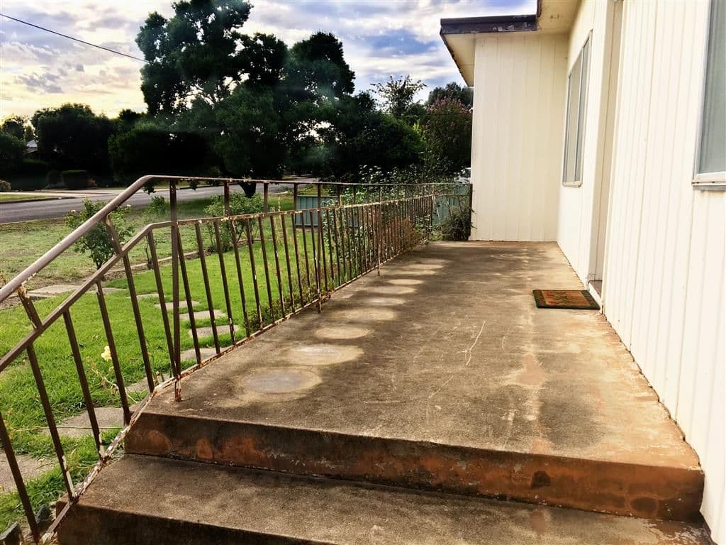 155 Simpson Street, Tumut - Thumbnail 2