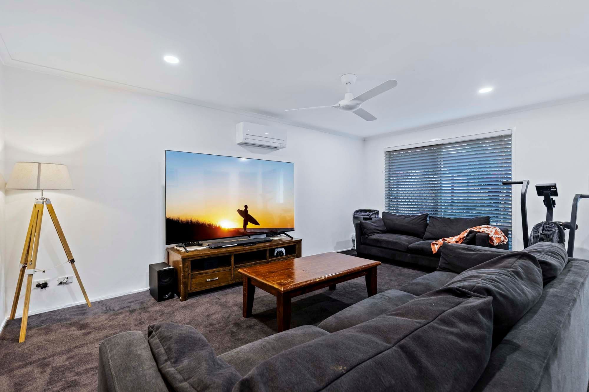 7 Blue Mountain Crescent, Warner QLD 4500, Warner - Thumbnail 8
