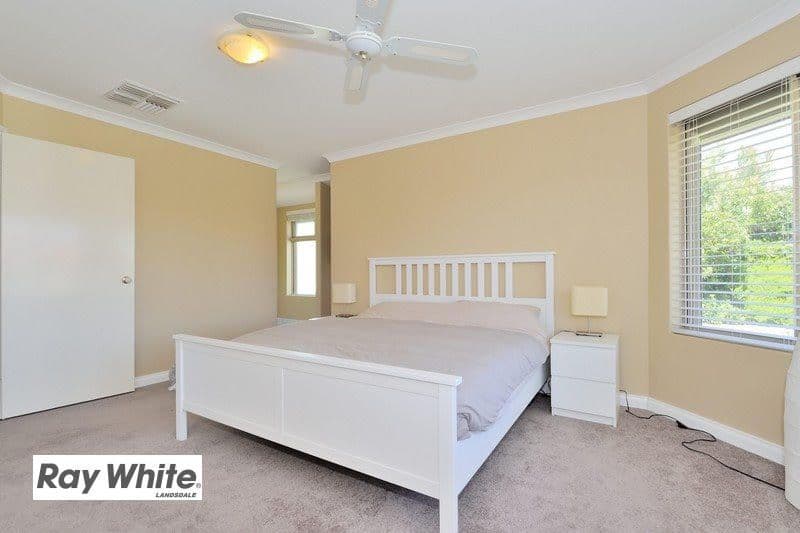 20 Firmstone Circle, Landsdale WA 6065, Landsdale - Thumbnail 3