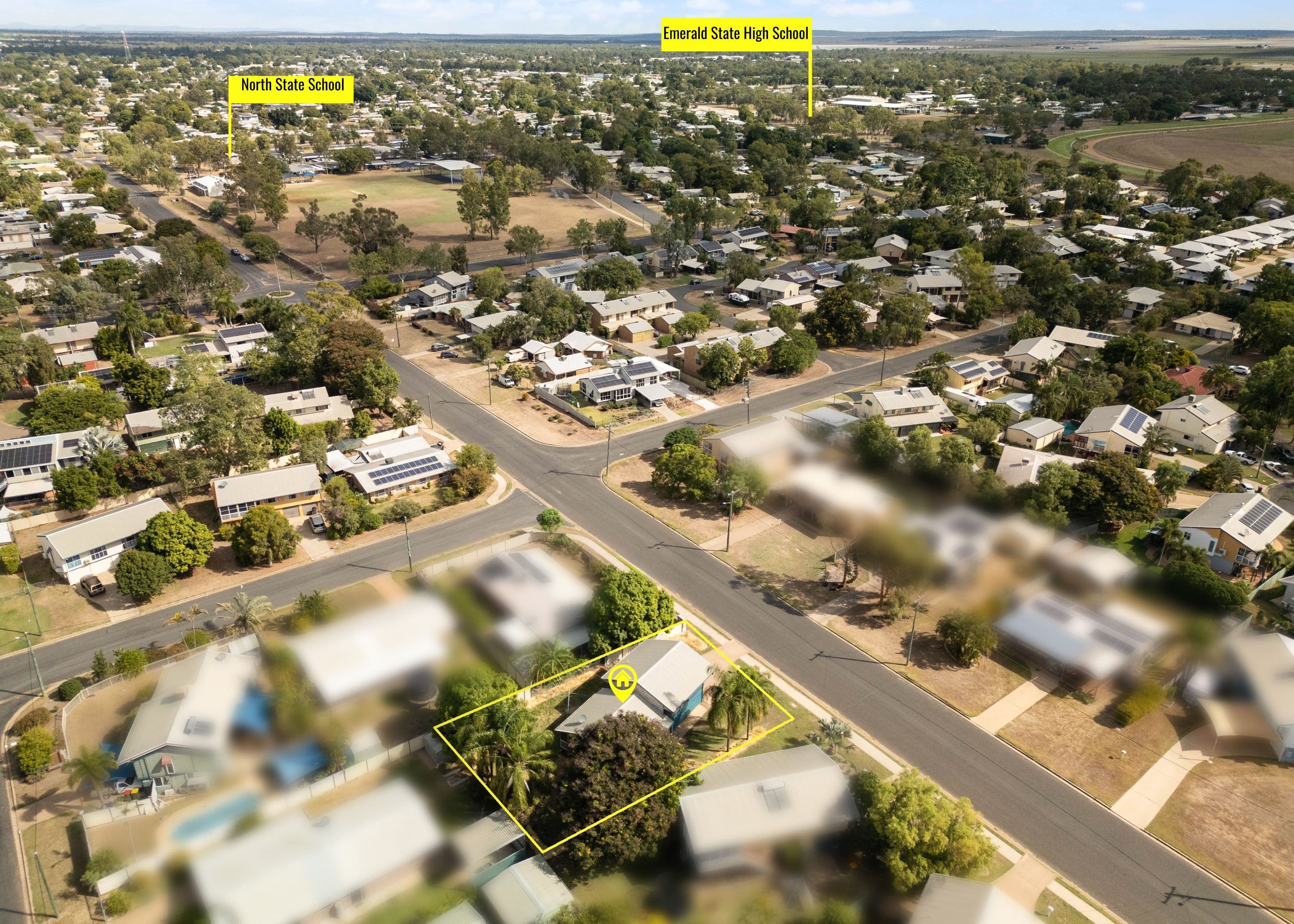 194 Borilla Street, Emerald QLD 4720, Emerald - Thumbnail 3