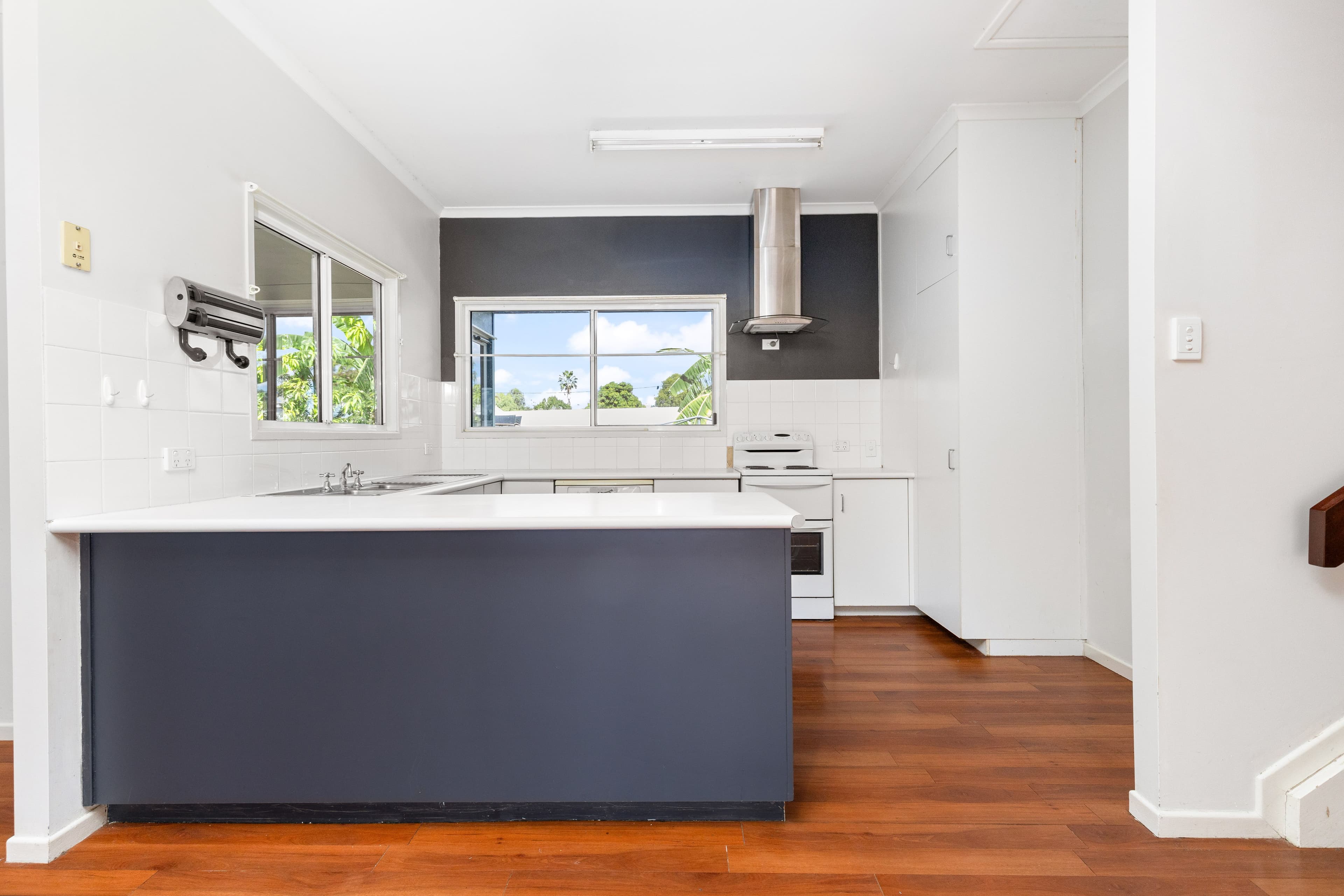 194 Borilla Street, Emerald QLD 4720, Emerald - Thumbnail 6