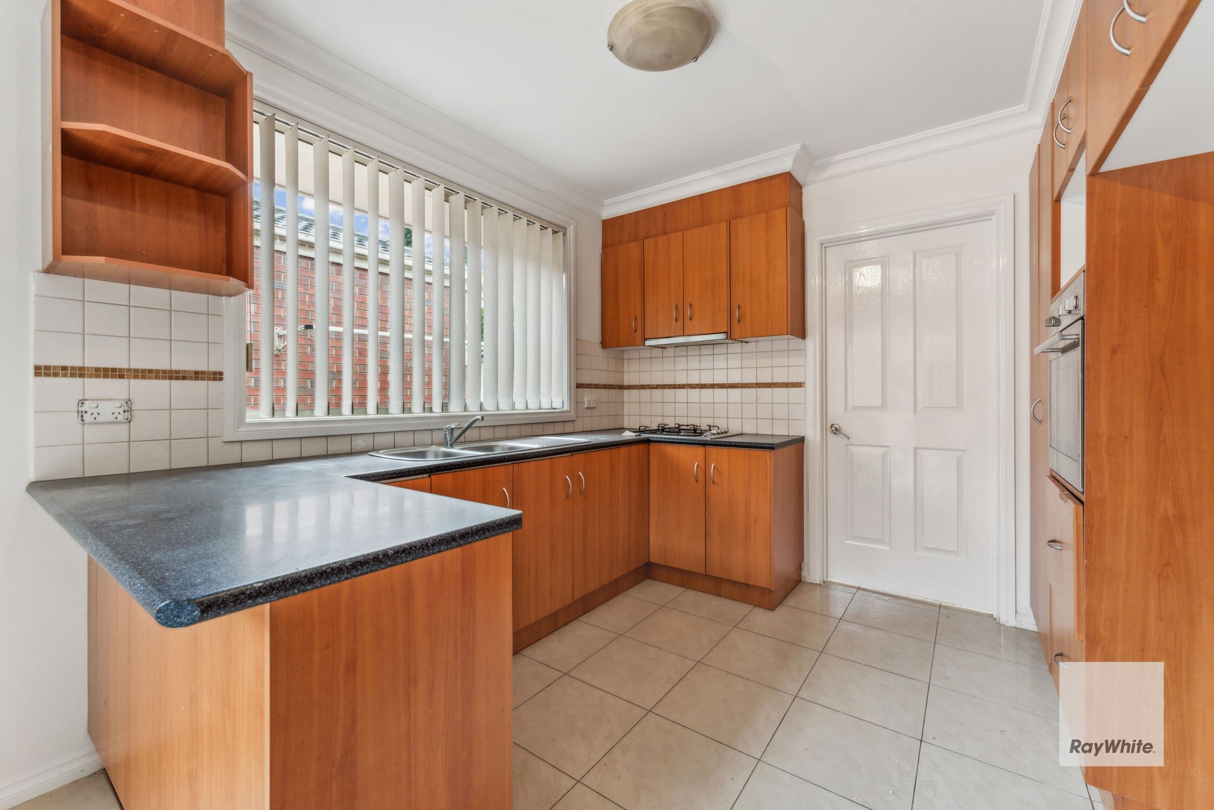 16 Lily Drive, Sydenham VIC 3037, Sydenham - Thumbnail 3